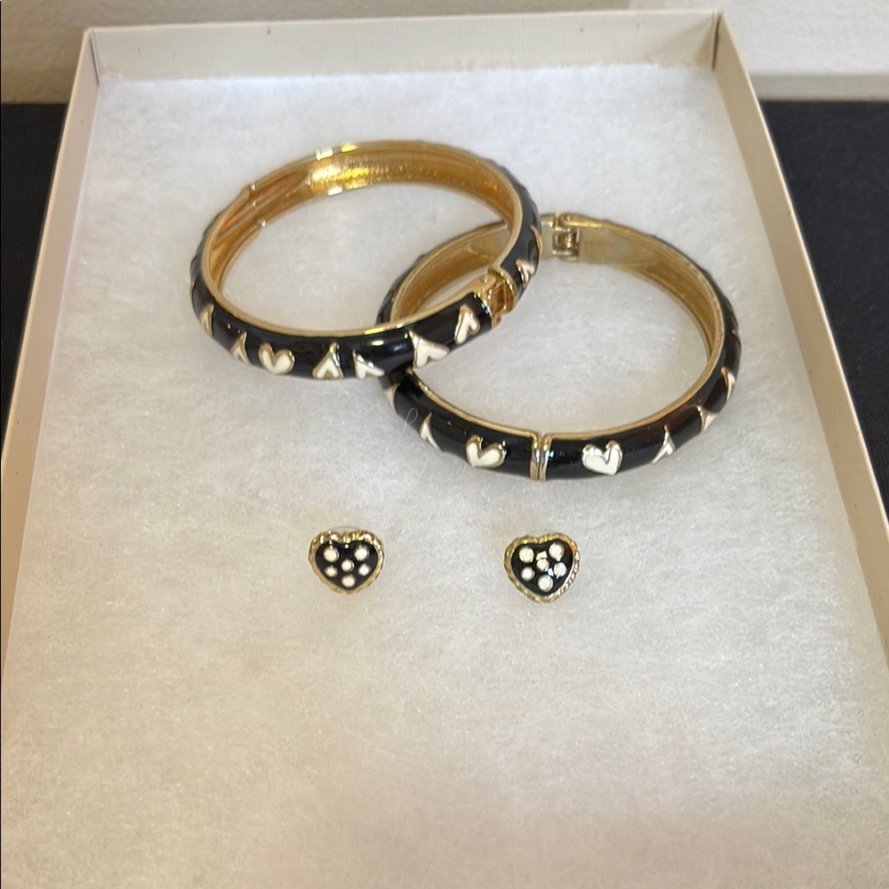 Betsey Johnson Gold Black White Heart Bangle Pair and Stud Earring Set